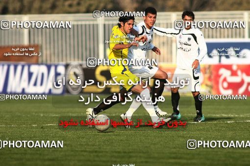 1108919, Tehran, [*parameter:4*], لیگ برتر فوتبال ایران، Persian Gulf Cup، Week 17، First Leg، Naft Tehran 2 v 2 Shahin Boushehr on 2010/12/04 at Takhti Stadium