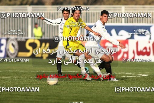 1108741, Tehran, [*parameter:4*], لیگ برتر فوتبال ایران، Persian Gulf Cup، Week 17، First Leg، Naft Tehran 2 v 2 Shahin Boushehr on 2010/12/04 at Takhti Stadium