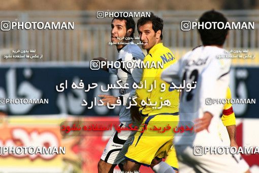 1108880, Tehran, [*parameter:4*], لیگ برتر فوتبال ایران، Persian Gulf Cup، Week 17، First Leg، Naft Tehran 2 v 2 Shahin Boushehr on 2010/12/04 at Takhti Stadium
