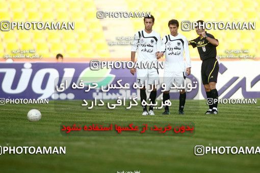 1109126, Tehran, [*parameter:4*], لیگ برتر فوتبال ایران، Persian Gulf Cup، Week 17، First Leg، Naft Tehran 2 v 2 Shahin Boushehr on 2010/12/04 at Takhti Stadium