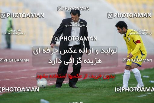 1108742, Tehran, [*parameter:4*], لیگ برتر فوتبال ایران، Persian Gulf Cup، Week 17، First Leg، Naft Tehran 2 v 2 Shahin Boushehr on 2010/12/04 at Takhti Stadium