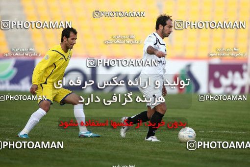 1109060, Tehran, [*parameter:4*], لیگ برتر فوتبال ایران، Persian Gulf Cup، Week 17، First Leg، Naft Tehran 2 v 2 Shahin Boushehr on 2010/12/04 at Takhti Stadium