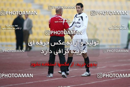 1108704, Tehran, [*parameter:4*], لیگ برتر فوتبال ایران، Persian Gulf Cup، Week 17، First Leg، Naft Tehran 2 v 2 Shahin Boushehr on 2010/12/04 at Takhti Stadium