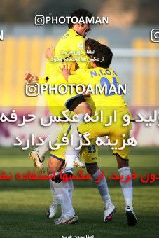 1109057, Tehran, [*parameter:4*], لیگ برتر فوتبال ایران، Persian Gulf Cup، Week 17، First Leg، Naft Tehran 2 v 2 Shahin Boushehr on 2010/12/04 at Takhti Stadium