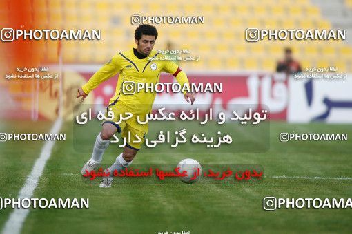 1108658, Tehran, [*parameter:4*], لیگ برتر فوتبال ایران، Persian Gulf Cup، Week 17، First Leg، Naft Tehran 2 v 2 Shahin Boushehr on 2010/12/04 at Takhti Stadium