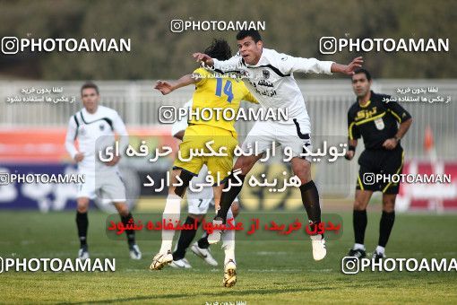 1108914, Tehran, [*parameter:4*], لیگ برتر فوتبال ایران، Persian Gulf Cup، Week 17، First Leg، Naft Tehran 2 v 2 Shahin Boushehr on 2010/12/04 at Takhti Stadium