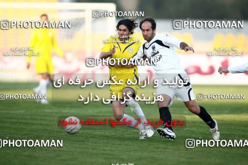 1109107, Tehran, [*parameter:4*], لیگ برتر فوتبال ایران، Persian Gulf Cup، Week 17، First Leg، Naft Tehran 2 v 2 Shahin Boushehr on 2010/12/04 at Takhti Stadium