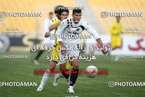 1109122, Tehran, [*parameter:4*], لیگ برتر فوتبال ایران، Persian Gulf Cup، Week 17، First Leg، Naft Tehran 2 v 2 Shahin Boushehr on 2010/12/04 at Takhti Stadium