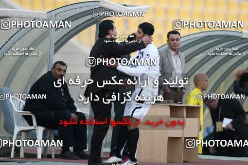 1108896, Tehran, [*parameter:4*], لیگ برتر فوتبال ایران، Persian Gulf Cup، Week 17، First Leg، Naft Tehran 2 v 2 Shahin Boushehr on 2010/12/04 at Takhti Stadium