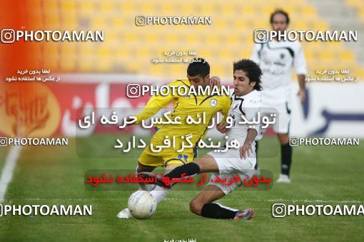 1108905, Tehran, [*parameter:4*], لیگ برتر فوتبال ایران، Persian Gulf Cup، Week 17، First Leg، Naft Tehran 2 v 2 Shahin Boushehr on 2010/12/04 at Takhti Stadium