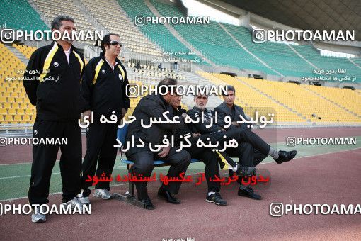 1108990, Tehran, [*parameter:4*], لیگ برتر فوتبال ایران، Persian Gulf Cup، Week 17، First Leg، Naft Tehran 2 v 2 Shahin Boushehr on 2010/12/04 at Takhti Stadium
