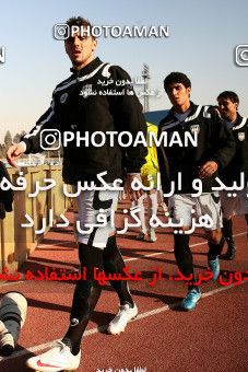 1109104, Tehran, [*parameter:4*], لیگ برتر فوتبال ایران، Persian Gulf Cup، Week 17، First Leg، Naft Tehran 2 v 2 Shahin Boushehr on 2010/12/04 at Takhti Stadium