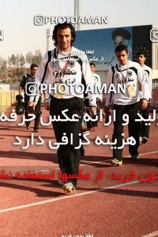 1109085, Tehran, [*parameter:4*], لیگ برتر فوتبال ایران، Persian Gulf Cup، Week 17، First Leg، Naft Tehran 2 v 2 Shahin Boushehr on 2010/12/04 at Takhti Stadium
