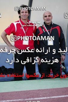 1108666, Tehran, [*parameter:4*], لیگ برتر فوتبال ایران، Persian Gulf Cup، Week 17، First Leg، Naft Tehran 2 v 2 Shahin Boushehr on 2010/12/04 at Takhti Stadium