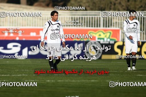 1108869, Tehran, [*parameter:4*], لیگ برتر فوتبال ایران، Persian Gulf Cup، Week 17، First Leg، Naft Tehran 2 v 2 Shahin Boushehr on 2010/12/04 at Takhti Stadium