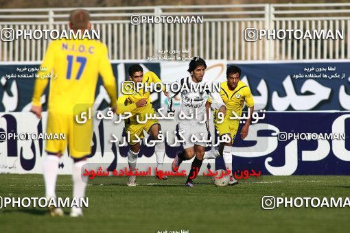 1108796, Tehran, [*parameter:4*], لیگ برتر فوتبال ایران، Persian Gulf Cup، Week 17، First Leg، Naft Tehran 2 v 2 Shahin Boushehr on 2010/12/04 at Takhti Stadium
