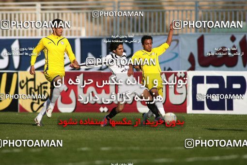 1108784, Tehran, [*parameter:4*], لیگ برتر فوتبال ایران، Persian Gulf Cup، Week 17، First Leg، Naft Tehran 2 v 2 Shahin Boushehr on 2010/12/04 at Takhti Stadium