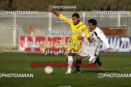 1108826, Tehran, [*parameter:4*], لیگ برتر فوتبال ایران، Persian Gulf Cup، Week 17، First Leg، Naft Tehran 2 v 2 Shahin Boushehr on 2010/12/04 at Takhti Stadium
