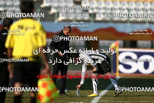 1110137, Qom, Iran, لیگ برتر فوتبال ایران، Persian Gulf Cup، Week 18، Second Leg، Saba Qom 1 v 1 Saipa on 2010/12/10 at Yadegar-e Emam Stadium Qom