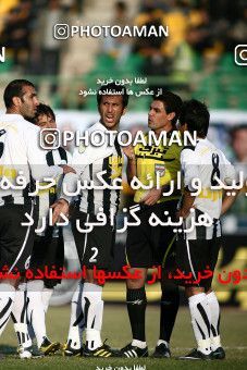 1110070, Qom, Iran, لیگ برتر فوتبال ایران، Persian Gulf Cup، Week 18، Second Leg، Saba Qom 1 v 1 Saipa on 2010/12/10 at Yadegar-e Emam Stadium Qom