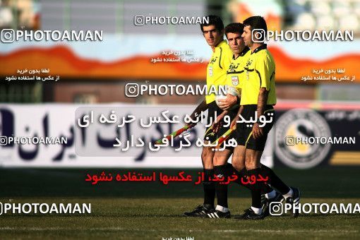 1110101, Qom, Iran, لیگ برتر فوتبال ایران، Persian Gulf Cup، Week 18، Second Leg، Saba Qom 1 v 1 Saipa on 2010/12/10 at Yadegar-e Emam Stadium Qom