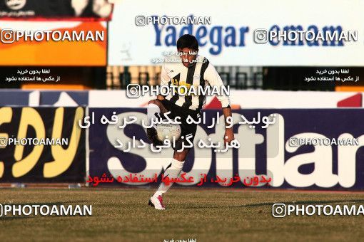 1110113, Qom, Iran, لیگ برتر فوتبال ایران، Persian Gulf Cup، Week 18، Second Leg، Saba Qom 1 v 1 Saipa on 2010/12/10 at Yadegar-e Emam Stadium Qom