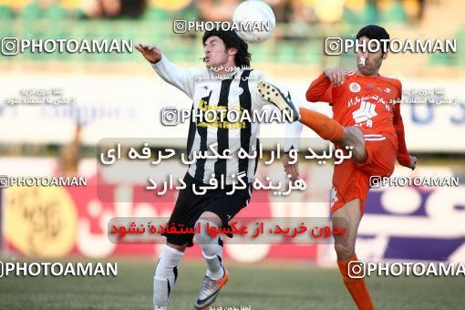 1110142, Qom, Iran, لیگ برتر فوتبال ایران، Persian Gulf Cup، Week 18، Second Leg، Saba Qom 1 v 1 Saipa on 2010/12/10 at Yadegar-e Emam Stadium Qom