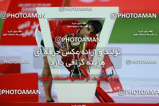 1114280, Tehran, [*parameter:4*], لیگ برتر فوتبال ایران، Persian Gulf Cup، Week 30، Second Leg، Persepolis 3 v 0 Sepid Roud Rasht on 2018/04/27 at Azadi Stadium