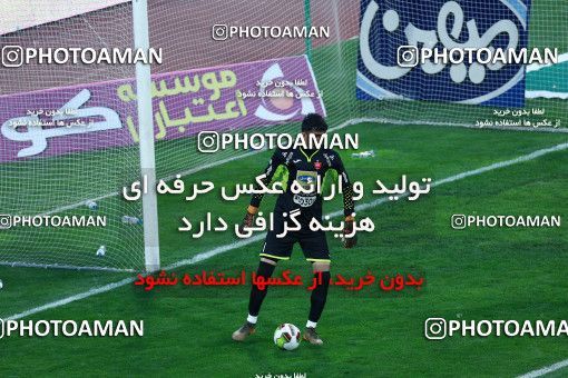 1115381, Tehran, [*parameter:4*], لیگ برتر فوتبال ایران، Persian Gulf Cup، Week 30، Second Leg، Persepolis 3 v 0 Sepid Roud Rasht on 2018/04/27 at Azadi Stadium