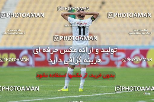 1120431, Tehran, [*parameter:4*], Iran Pro League، Persian Gulf Cup، 2017-18 season، Second Leg، Week 30، Naft Tehran ۰ v ۱ Zob Ahan Esfahan on 2018/04/27 at Takhti Stadium