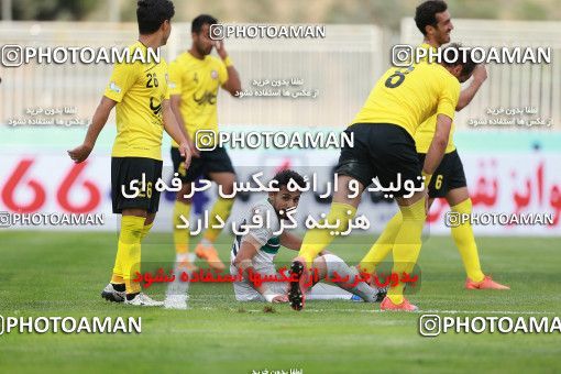 1120401, Tehran, [*parameter:4*], لیگ برتر فوتبال ایران، Persian Gulf Cup، Week 30، Second Leg، Naft Tehran 0 v 1 Zob Ahan Esfahan on 2018/04/27 at Takhti Stadium