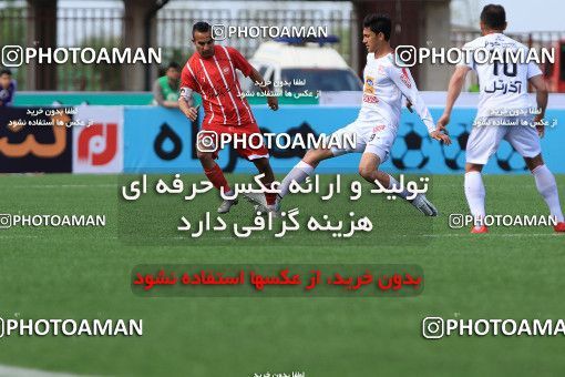 1135993, Rasht, Iran, لیگ برتر فوتبال ایران، Persian Gulf Cup، Week 28، Second Leg، Sepid Roud Rasht 1 v 0 Tractor Sazi on 2018/04/13 at Shahid Dr. Azodi Stadium