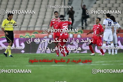 1136092, Tehran, Iran, لیگ برتر فوتبال ایران، Persian Gulf Cup، Week 10، First Leg، Persepolis 2 v 3 Malvan Bandar Anzali on 2010/10/10 at Azadi Stadium