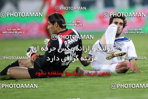 1136155, Tehran, Iran, لیگ برتر فوتبال ایران، Persian Gulf Cup، Week 10، First Leg، Persepolis 2 v 3 Malvan Bandar Anzali on 2010/10/10 at Azadi Stadium