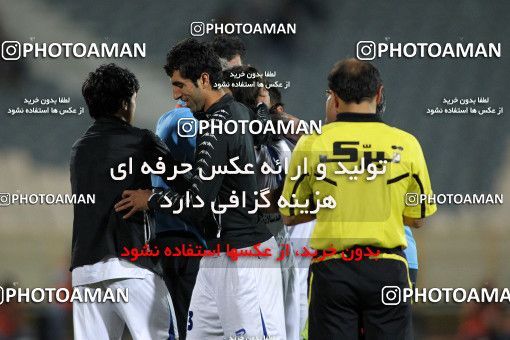 1136081, Tehran, Iran, لیگ برتر فوتبال ایران، Persian Gulf Cup، Week 10، First Leg، Persepolis 2 v 3 Malvan Bandar Anzali on 2010/10/10 at Azadi Stadium