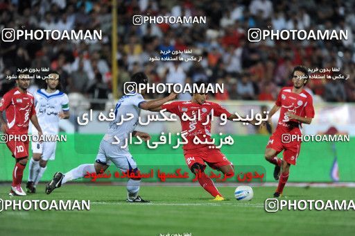 1151437, Tehran, Iran, لیگ برتر فوتبال ایران، Persian Gulf Cup، Week 10، First Leg، Persepolis 2 v 3 Malvan Bandar Anzali on 2010/10/10 at Azadi Stadium