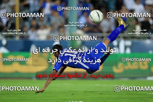 1150335, Tehran, Iran, Iran Pro League، Persian Gulf Cup، 2010-11 season، First Leg، Week 9، Esteghlal 3 v 2 Saipa on 2010/09/17 at Azadi Stadium