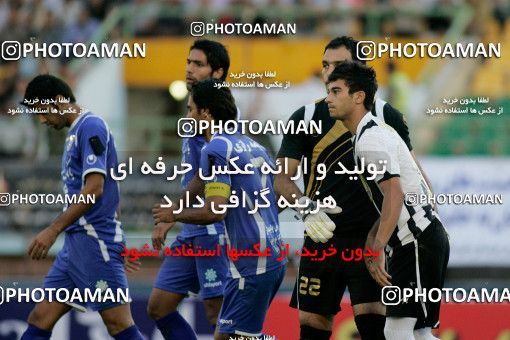 1151580, Qom, Iran, لیگ برتر فوتبال ایران، Persian Gulf Cup، Week 10، First Leg، Saba Qom 1 v 1 Esteghlal on 2010/10/10 at Yadegar-e Emam Stadium Qom