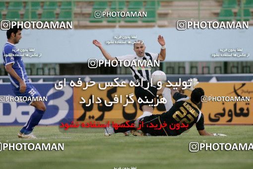 1151605, Qom, Iran, لیگ برتر فوتبال ایران، Persian Gulf Cup، Week 10، First Leg، Saba Qom 1 v 1 Esteghlal on 2010/10/10 at Yadegar-e Emam Stadium Qom