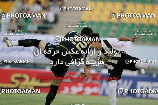 1151617, Qom, Iran, لیگ برتر فوتبال ایران، Persian Gulf Cup، Week 10، First Leg، Saba Qom 1 v 1 Esteghlal on 2010/10/10 at Yadegar-e Emam Stadium Qom
