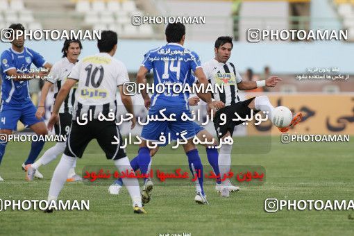 1151681, Qom, Iran, لیگ برتر فوتبال ایران، Persian Gulf Cup، Week 10، First Leg، Saba Qom 1 v 1 Esteghlal on 2010/10/10 at Yadegar-e Emam Stadium Qom