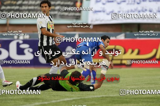 1151648, Qom, Iran, لیگ برتر فوتبال ایران، Persian Gulf Cup، Week 10، First Leg، Saba Qom 1 v 1 Esteghlal on 2010/10/10 at Yadegar-e Emam Stadium Qom