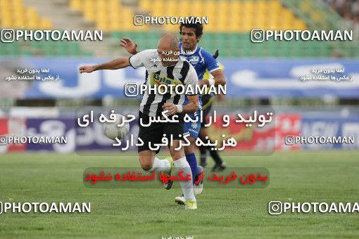 1151673, Qom, Iran, لیگ برتر فوتبال ایران، Persian Gulf Cup، Week 10، First Leg، Saba Qom 1 v 1 Esteghlal on 2010/10/10 at Yadegar-e Emam Stadium Qom