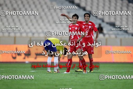 1152454, Tehran, , جام حذفی فوتبال ایران, 1/16 stage, , Persepolis 5 v 1  on 2010/10/20 at Azadi Stadium