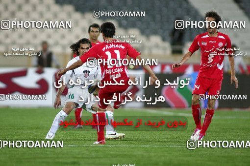 1152922, Tehran, [*parameter:4*], لیگ برتر فوتبال ایران، Persian Gulf Cup، Week 12، First Leg، Persepolis 2 v 0 Zob Ahan Esfahan on 2010/10/25 at Azadi Stadium