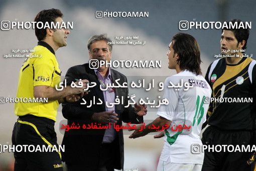 1153253, Tehran, [*parameter:4*], لیگ برتر فوتبال ایران، Persian Gulf Cup، Week 12، First Leg، Persepolis 2 v 0 Zob Ahan Esfahan on 2010/10/25 at Azadi Stadium