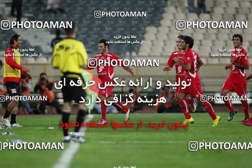 1153296, Tehran, [*parameter:4*], لیگ برتر فوتبال ایران، Persian Gulf Cup، Week 12، First Leg، Persepolis 2 v 0 Zob Ahan Esfahan on 2010/10/25 at Azadi Stadium