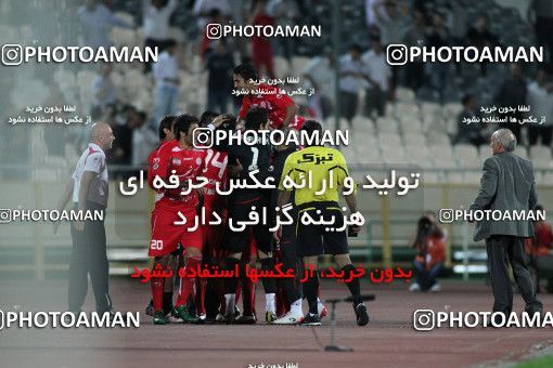 1153148, Tehran, [*parameter:4*], لیگ برتر فوتبال ایران، Persian Gulf Cup، Week 12، First Leg، Persepolis 2 v 0 Zob Ahan Esfahan on 2010/10/25 at Azadi Stadium