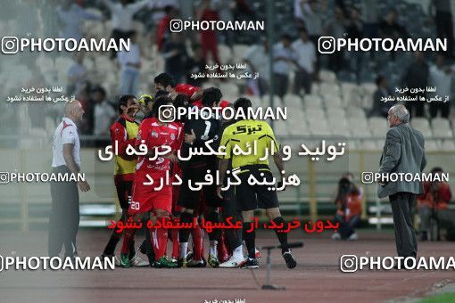 1153112, Tehran, [*parameter:4*], لیگ برتر فوتبال ایران، Persian Gulf Cup، Week 12، First Leg، Persepolis 2 v 0 Zob Ahan Esfahan on 2010/10/25 at Azadi Stadium