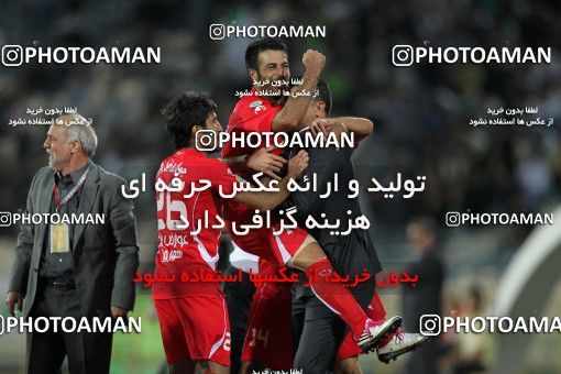 1153426, Tehran, [*parameter:4*], لیگ برتر فوتبال ایران، Persian Gulf Cup، Week 12، First Leg، Persepolis 2 v 0 Zob Ahan Esfahan on 2010/10/25 at Azadi Stadium